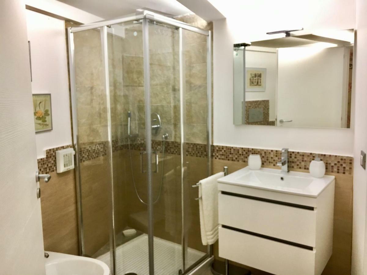 Dimora Del Papa Apartment Катания Екстериор снимка