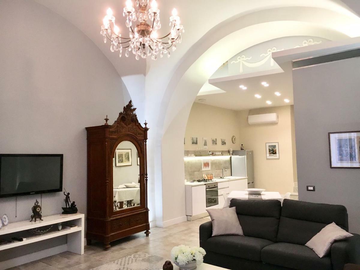 Dimora Del Papa Apartment Катания Екстериор снимка