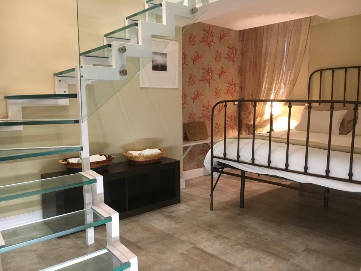 Dimora Del Papa Apartment Катания Екстериор снимка