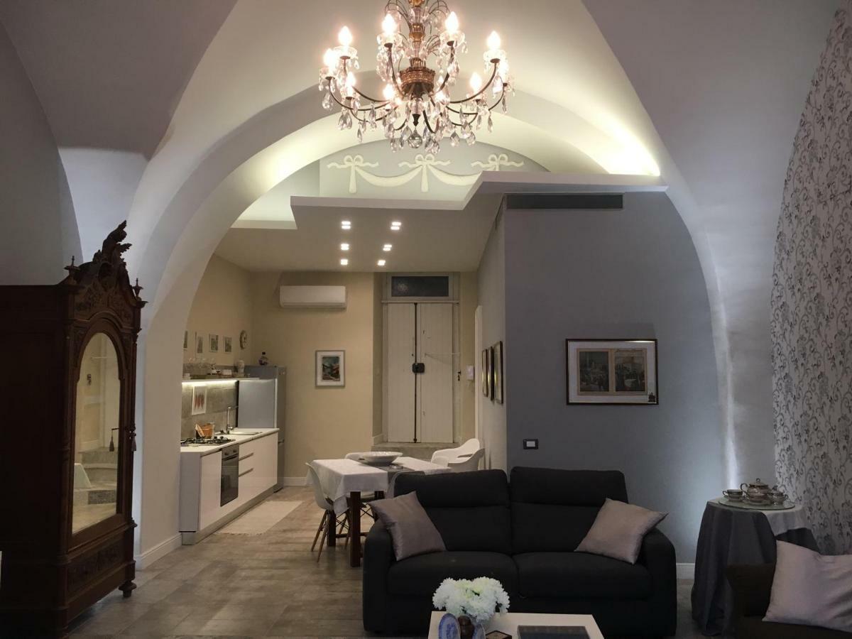 Dimora Del Papa Apartment Катания Екстериор снимка