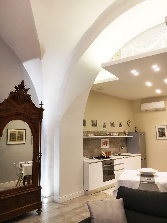 Dimora Del Papa Apartment Катания Екстериор снимка