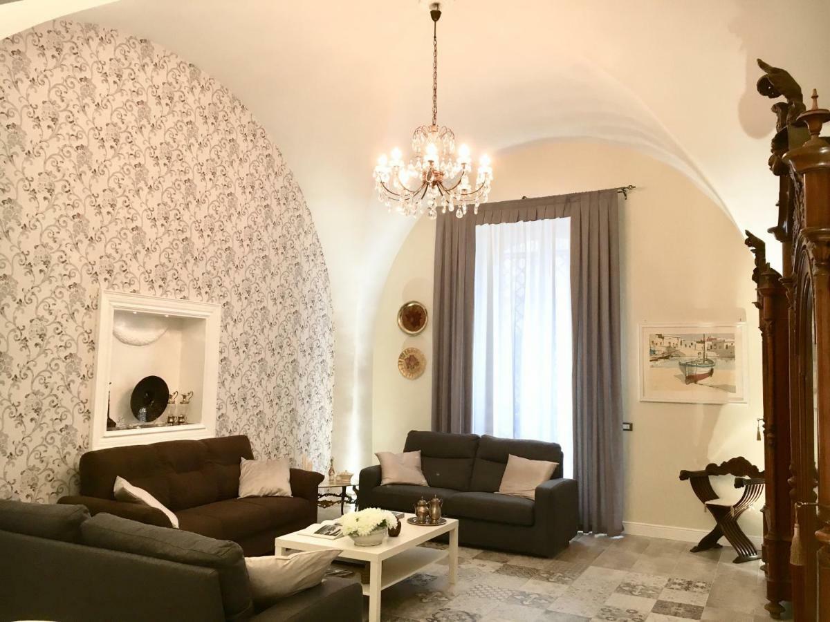 Dimora Del Papa Apartment Катания Екстериор снимка
