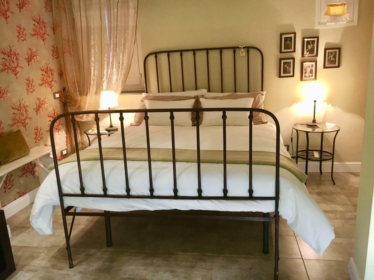 Dimora Del Papa Apartment Катания Екстериор снимка
