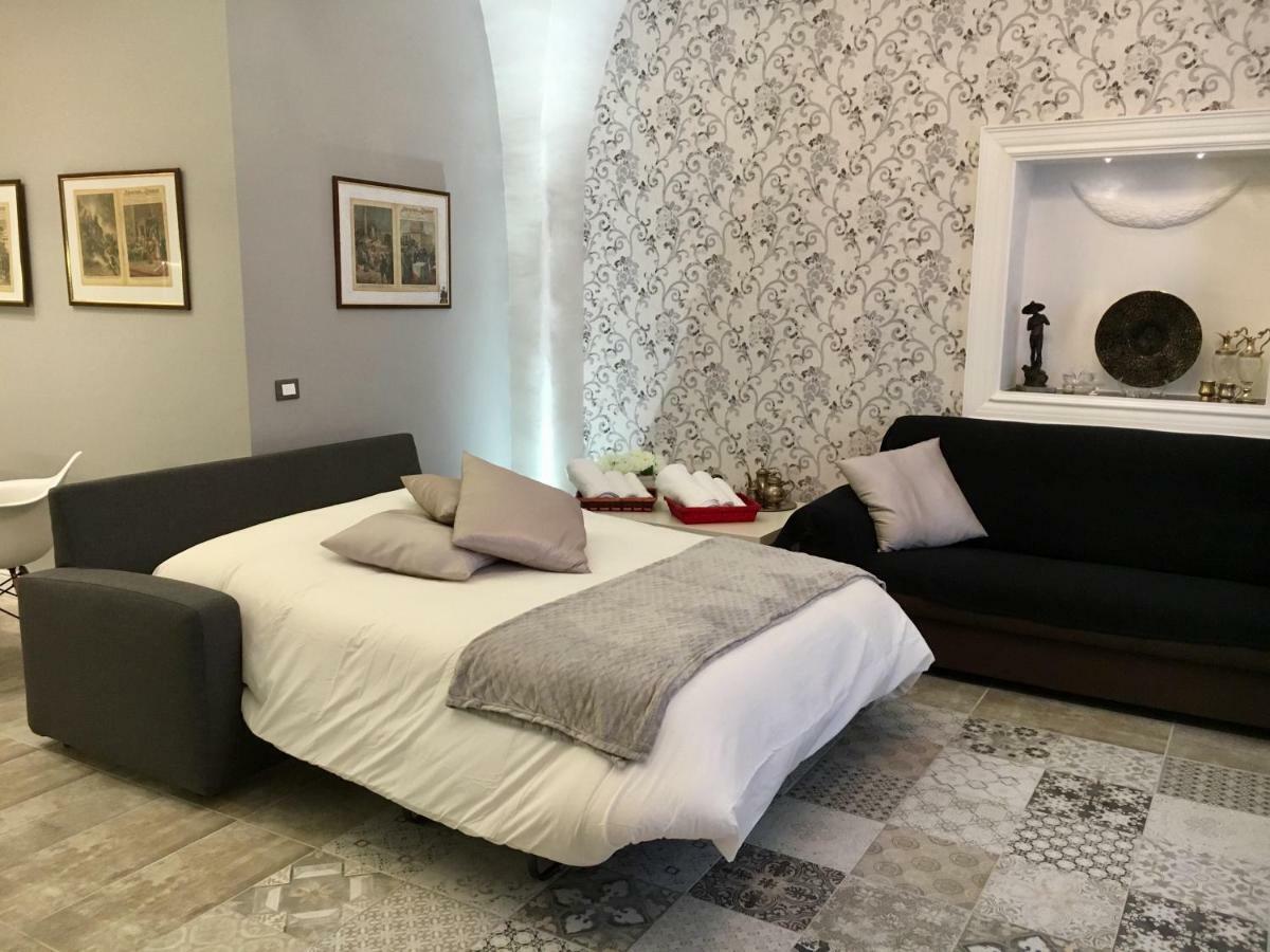 Dimora Del Papa Apartment Катания Екстериор снимка