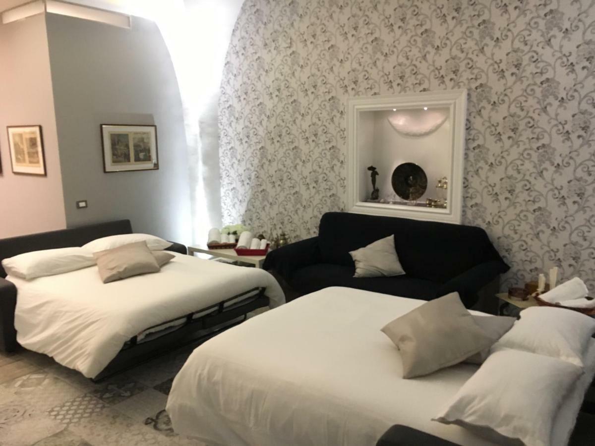 Dimora Del Papa Apartment Катания Екстериор снимка